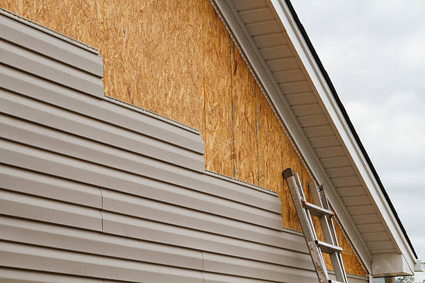 24/7 Emergency Vinyl Siding experts in Crystal River, FL